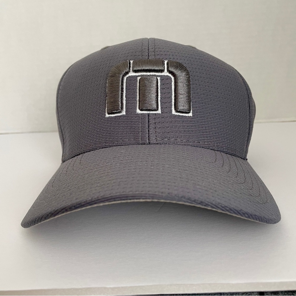Gently Used Men’s or Teens Travis Matthew L-XL FlexFit Golf Cap Embroidered Name